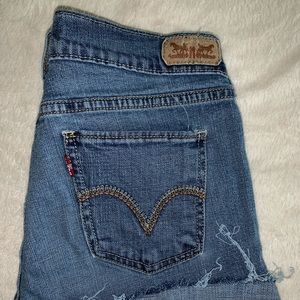 Vintage Levi’s shorts